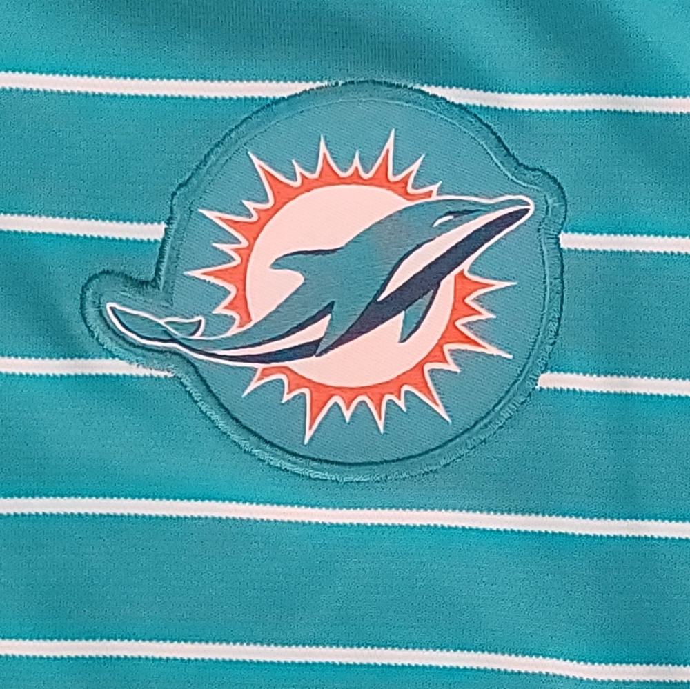 Nike Dolpin Polo Shirt - Picture 4 of 4